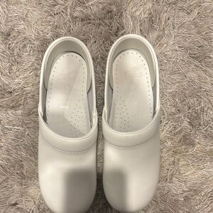 Dansko White Professional work shoes for Comfort and Style